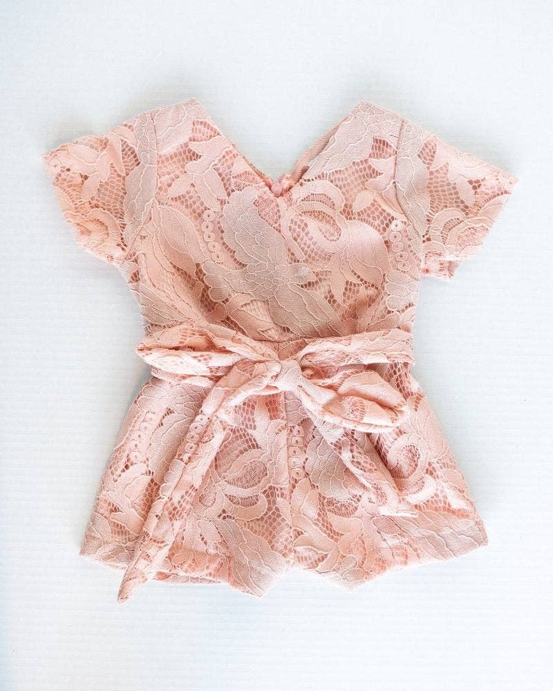 Lila Lace Romper - Seashell Peach